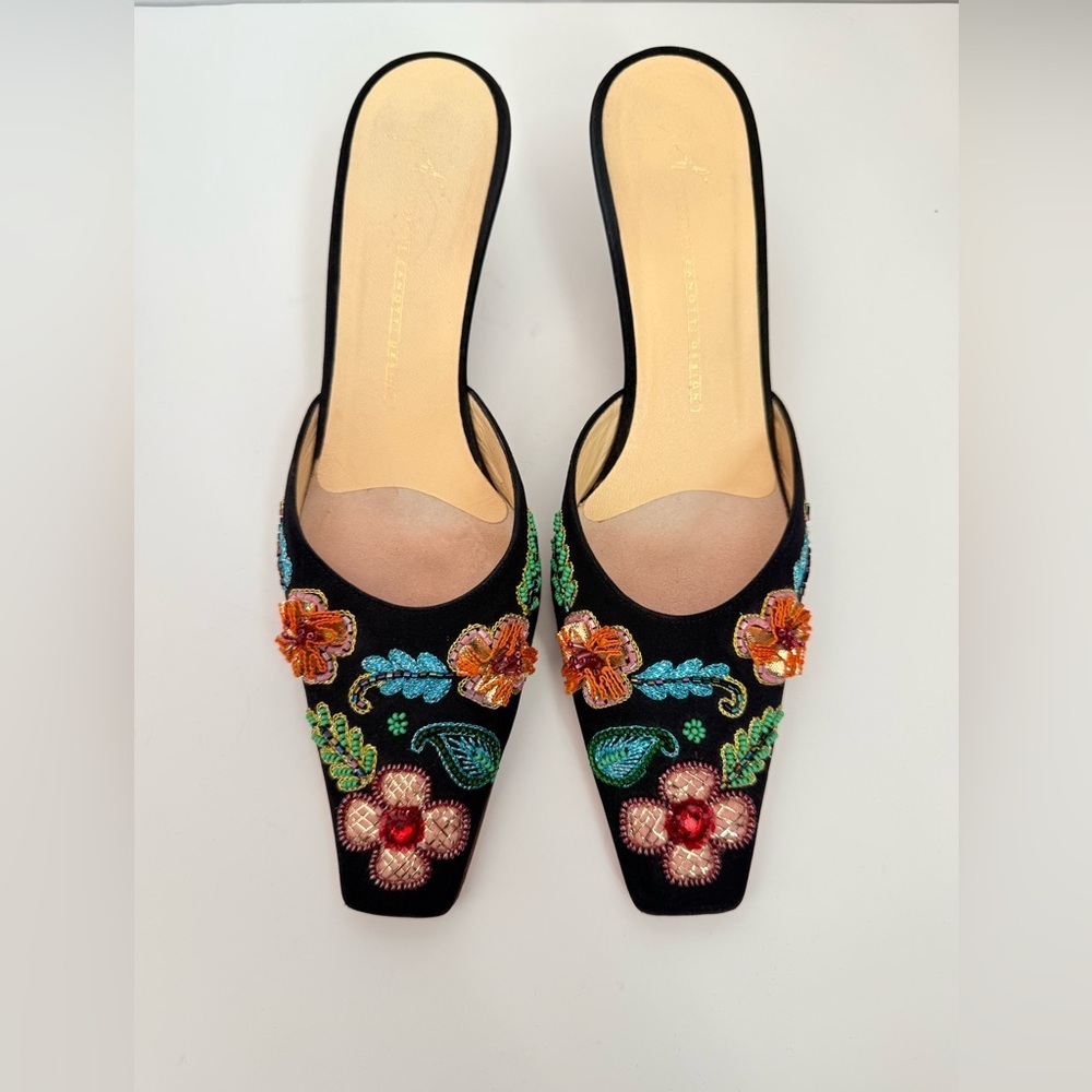 Giuseppe Zanotti Vintage Black Multicolor Satin Floral beaded mules heels EU 37 - Picture 2 of 7